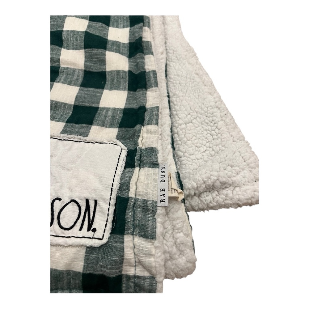 Rae Dunn "Tis The Season" green and white buffalo check sherpa throw blanket - Picture 3 of 4